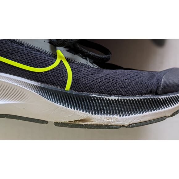 Nike Boys Air Zoom Pegasus 38 Size 7Y CZ4178-005 Black Gray Running Shoes - Picture 7 of 11